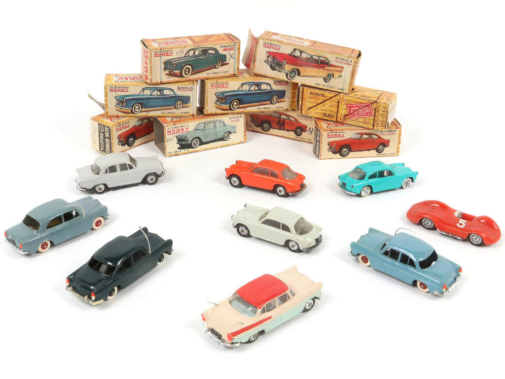 Lot 242 - NOREV (FRANCE) (9)