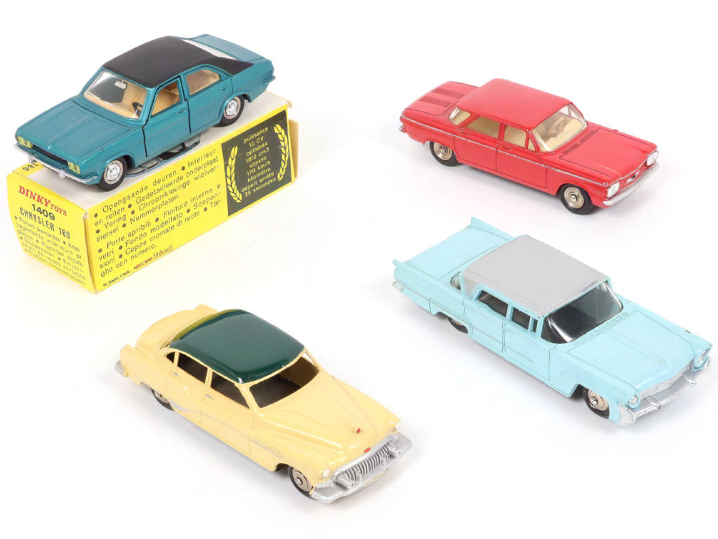 Lot 314 - DINKY TOYS (FRANCE) (4)