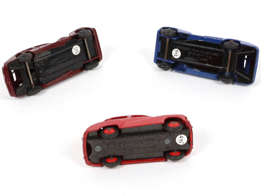 Lot 284 - DINKY TOYS (GB) (3)