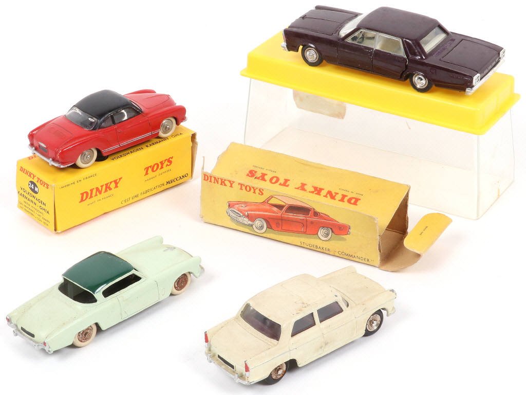 Lot 313 - DINKY TOYS (FRANCE) (4)