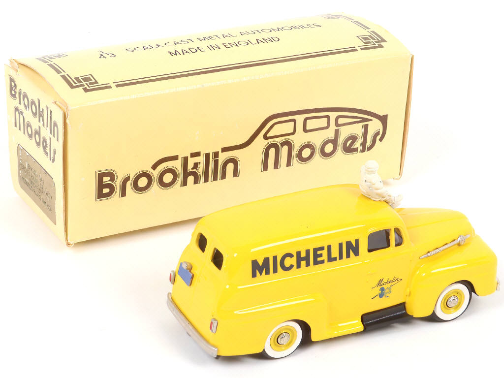 Lot 197 - BROOKLIN MODELS (GB) (1)