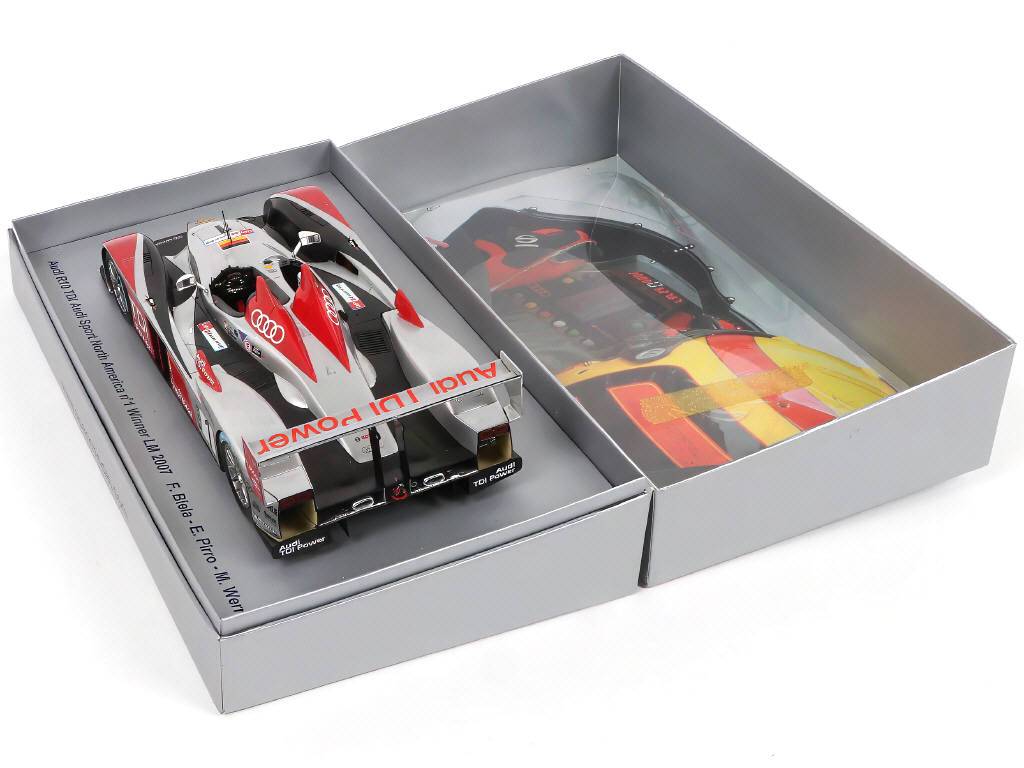 Lot 58 - SPARK (MACAU) (1)