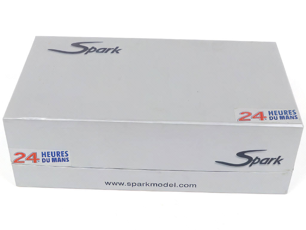 Lot 58 - SPARK (MACAU) (1)