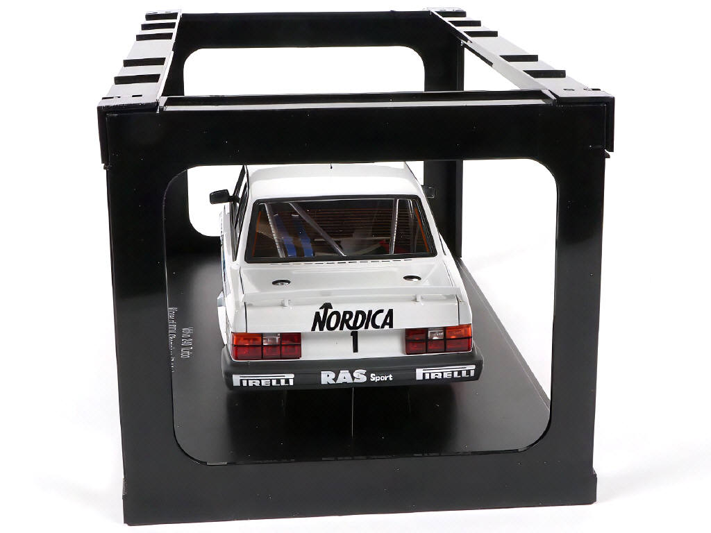 Lot 67 - AUTOART (ALLEMAGNE) (1)