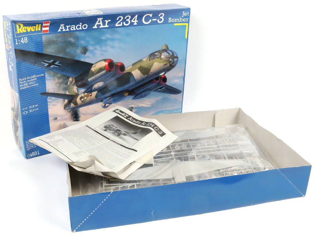 Lot 26 - REVELL (ALLEMAGNE) (2)