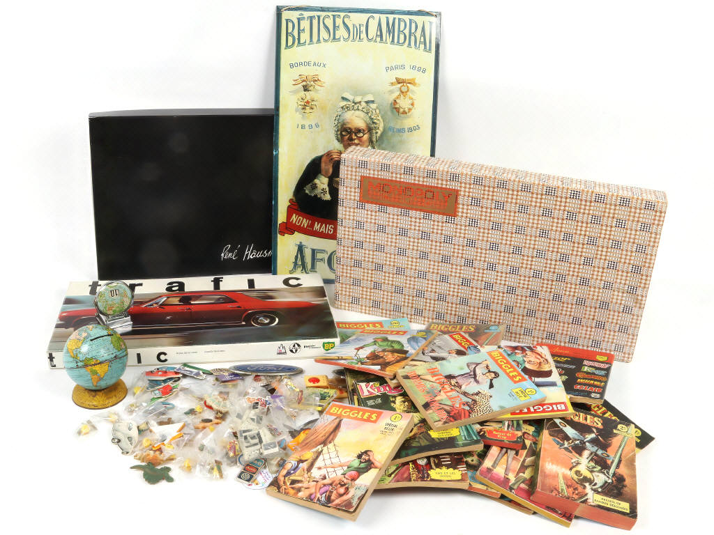 Lot 24 - DIVERS (50)