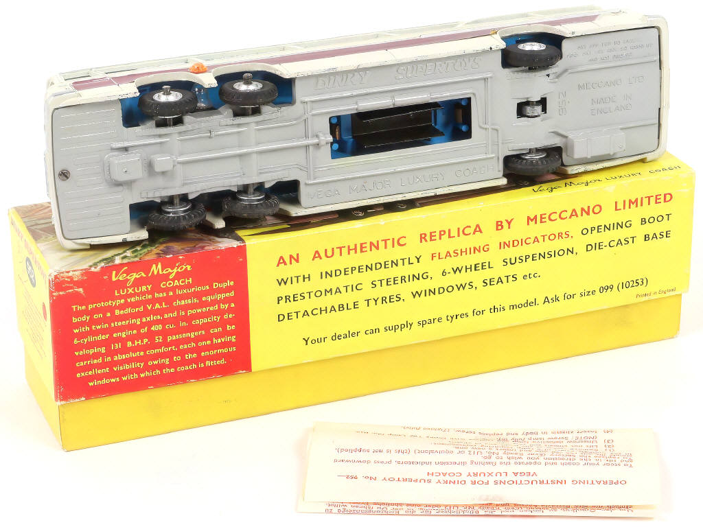 Lot 265 - DINKY TOYS (GB) (1)