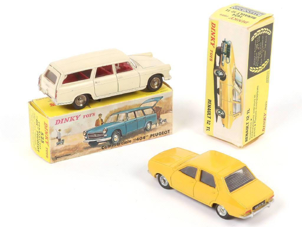 Lot 226 - DINKY TOYS (FRANCE) (2)