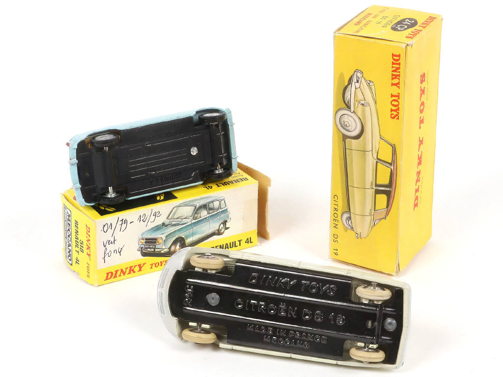 Lot 225 - DINKY TOYS (FRANCE) (2)