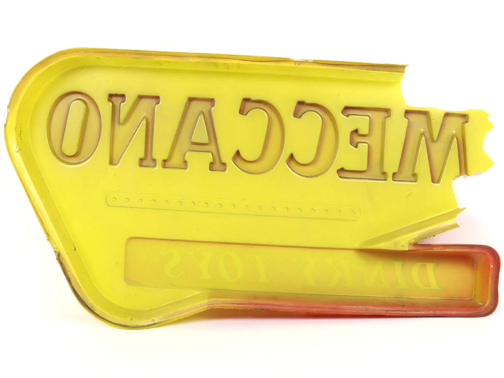 Lot 20 - MECCANO (FRANCE) (1)