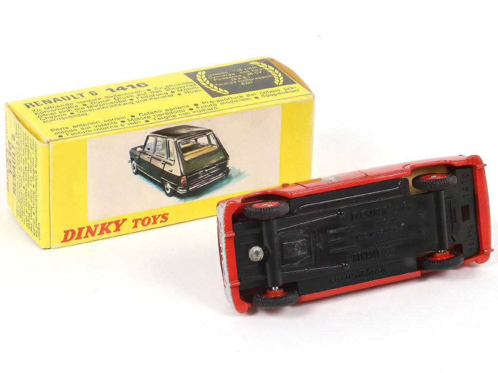 Lot 208 - DINKY TOYS (FRANCE) (1)