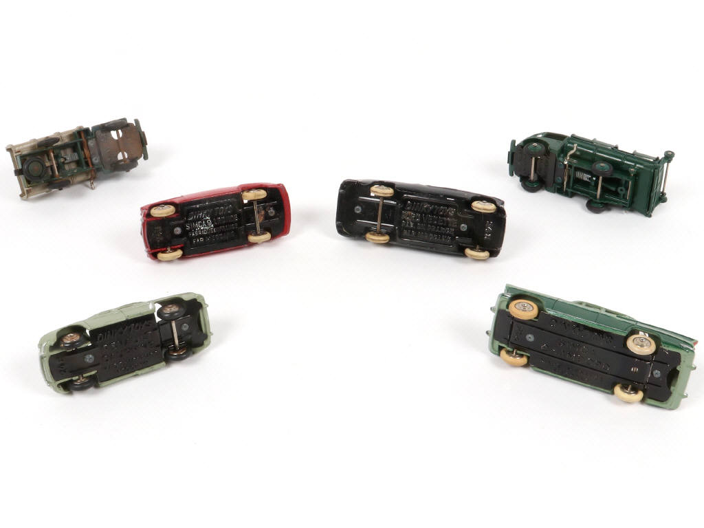 Lot 237 - DINKY TOYS (FRANCE) (6)