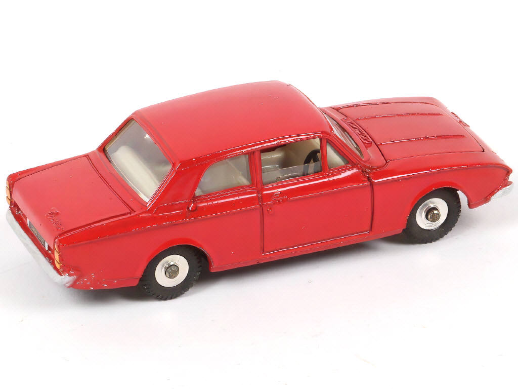 Lot 240 - DINKY TOYS (GB) (1)