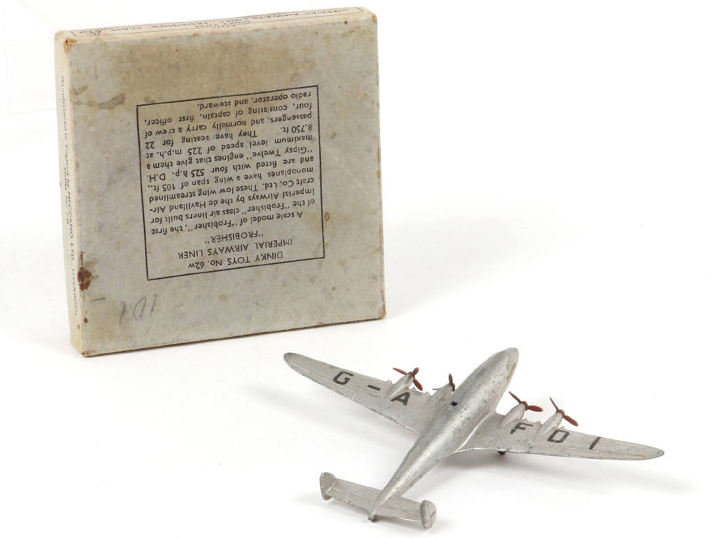 Lot 262 - DINKY TOYS (GB) (1)