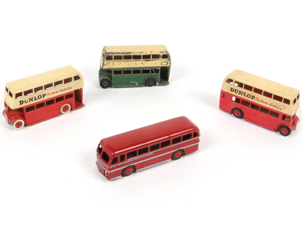 Lot 277 - DINKY TOYS (GB) (4)