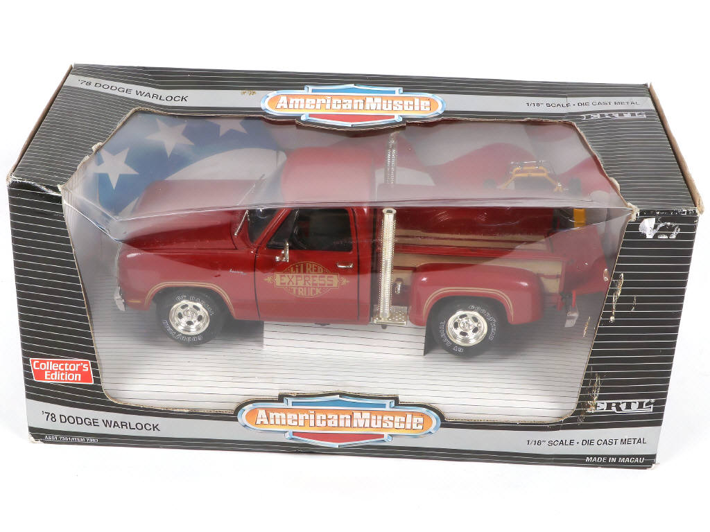 Lot 40 - ERTL (USA) (4)