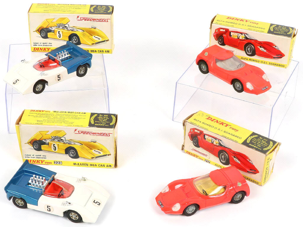 Lot 261 - DINKY TOYS (GB) (4)