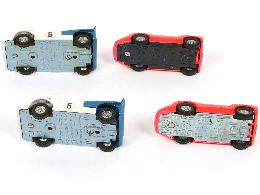 Lot 261 - DINKY TOYS (GB) (4)