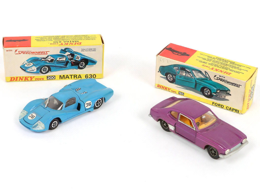 Lot 243 - DINKY TOYS (GB) (2)