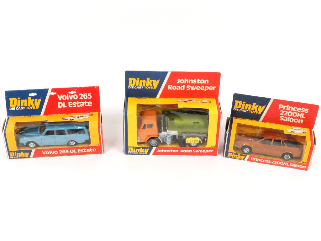 Lot 51 - DIVERS (10)