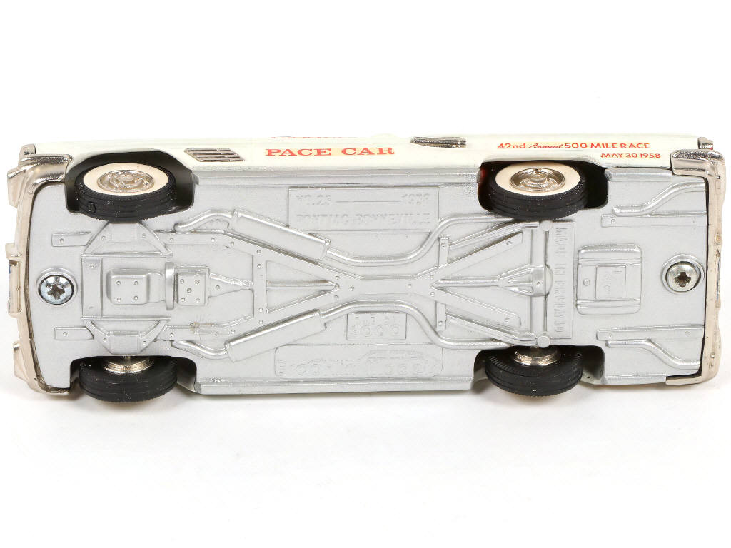 Lot 136 - BROOKLIN MODELS (GB) (1)