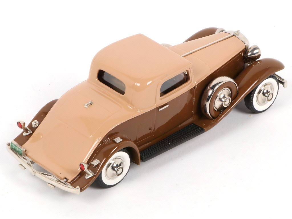 Lot 126 - BROOKLIN MODELS (GB) (1)