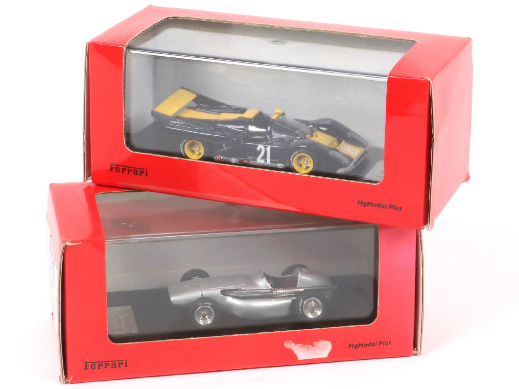 Lot 110 - MG MODEL (ITALIE) (2)