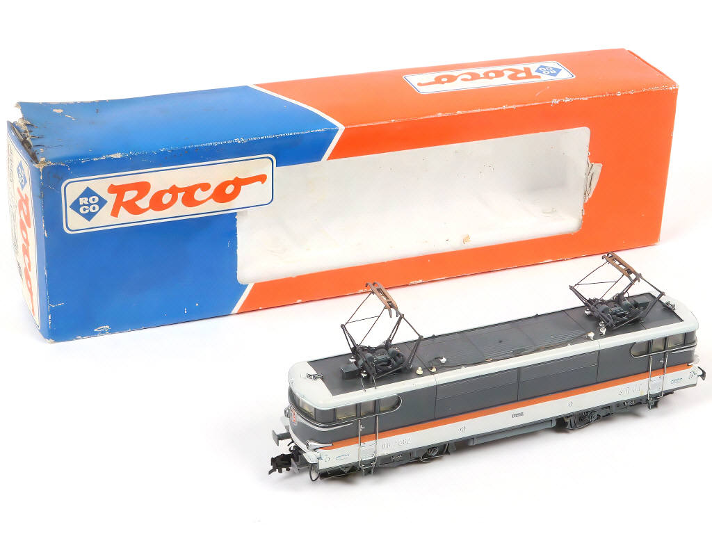 Lot 19 - ROCO 'HO' (AUTRICHE) (1)