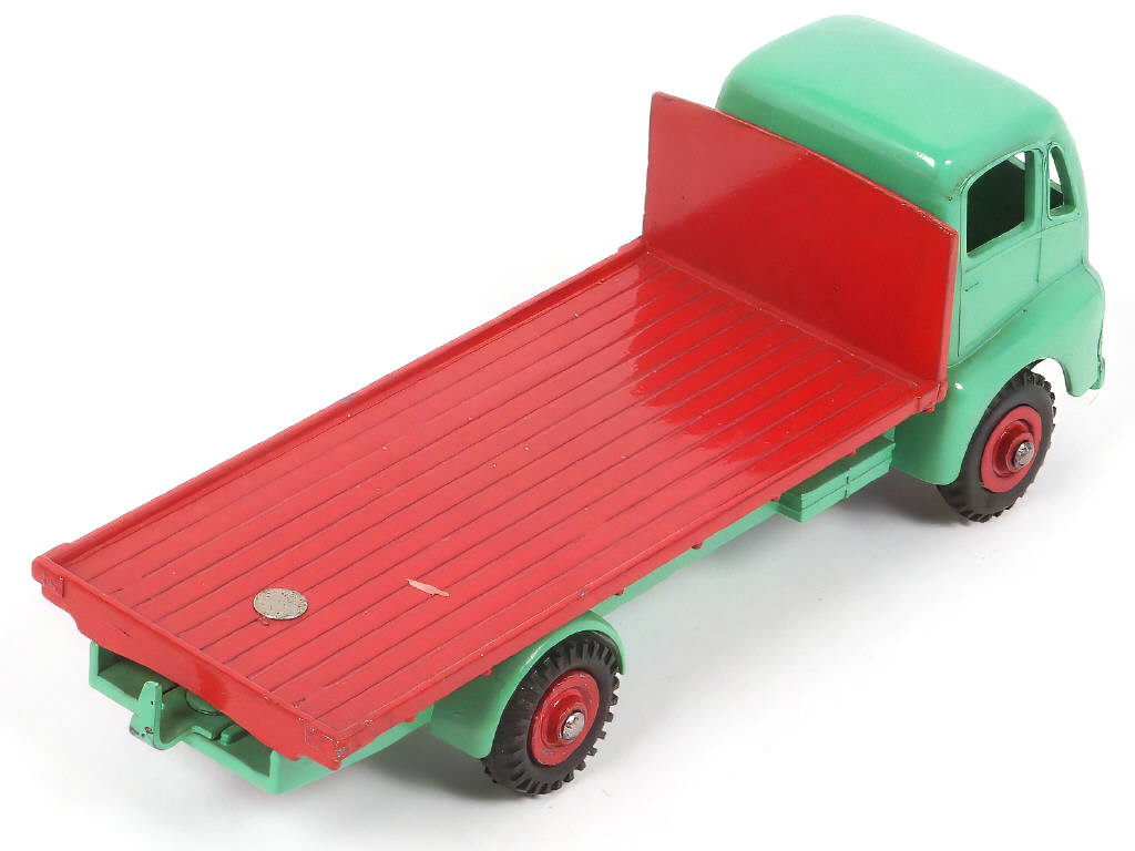 Lot 231 - DINKY TOYS (GB) (1)