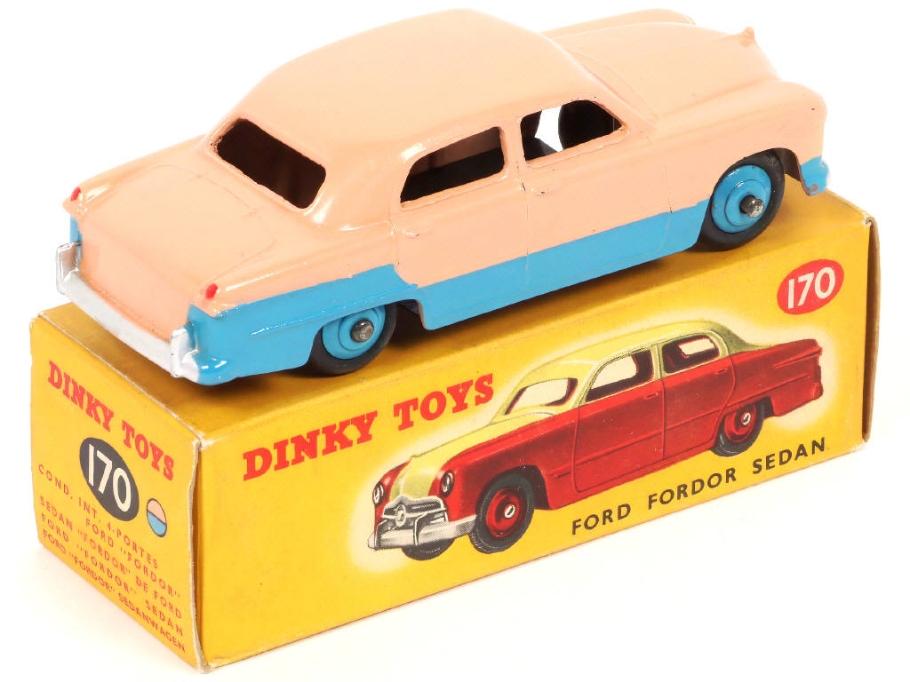Lot 238 - DINKY TOYS (GB) (1)