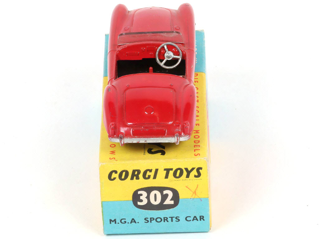 Lot 87 - CORGI TOYS (GB) (1)