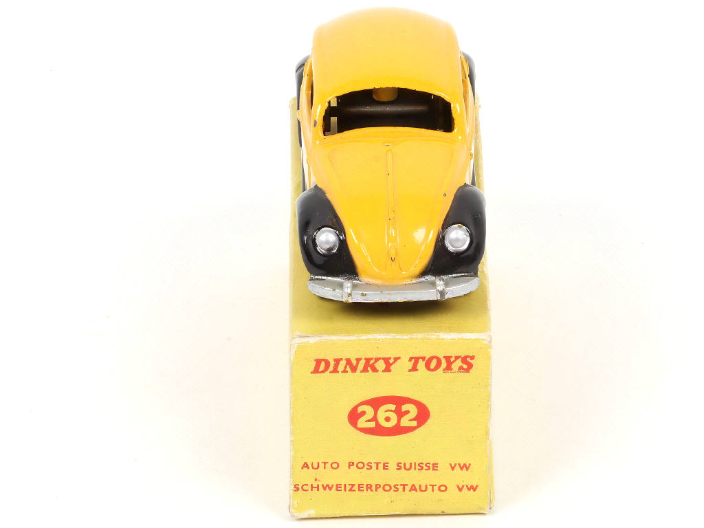 Lot 241 - DINKY TOYS (GB) (1)