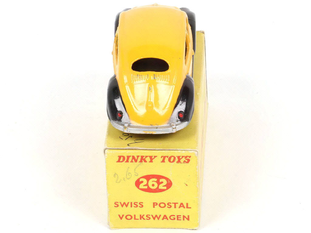Lot 241 - DINKY TOYS (GB) (1)
