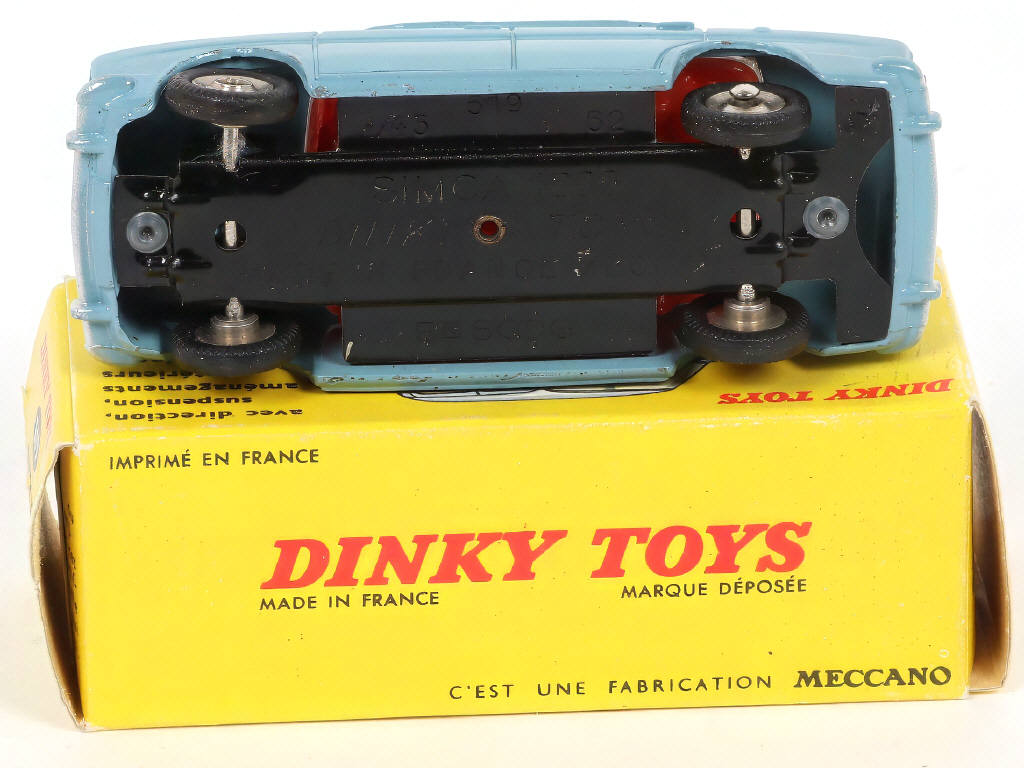 Lot 297 - DINKY TOYS (FRANCE) (1)
