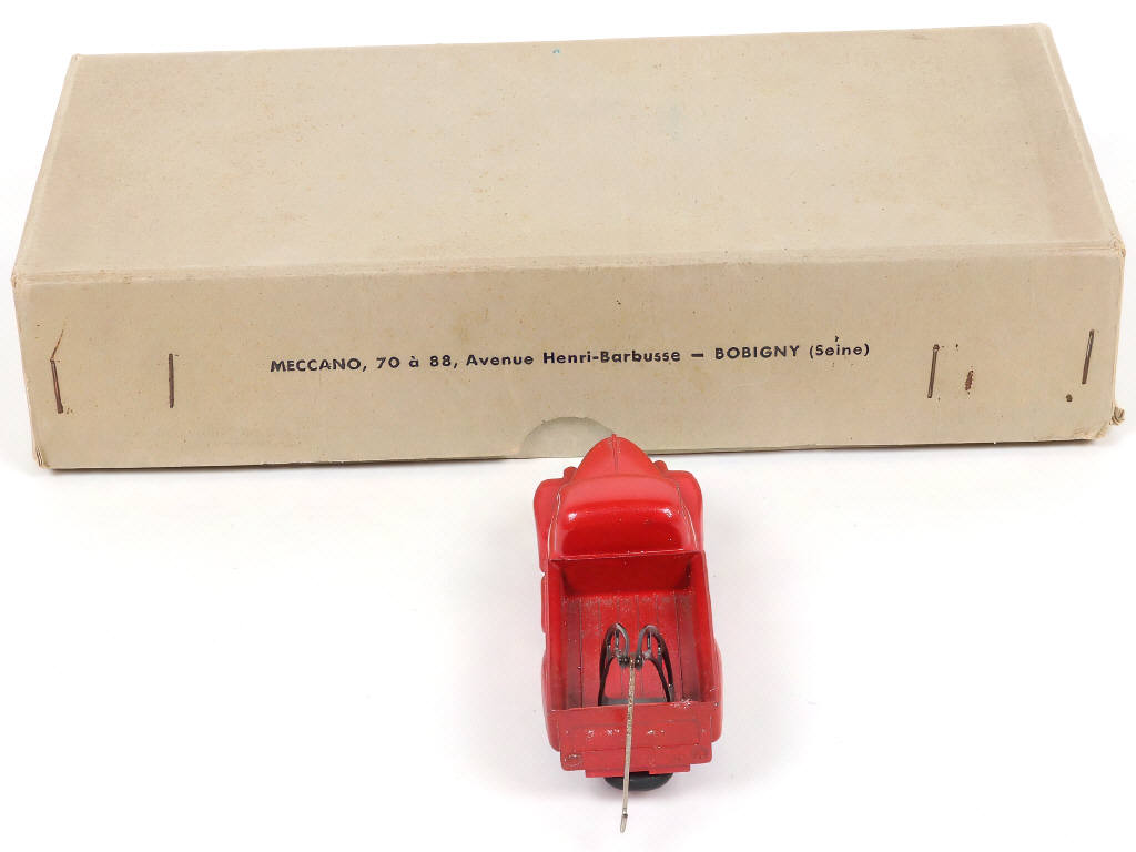 Lot 270 - DINKY TOYS (FRANCE) (2)