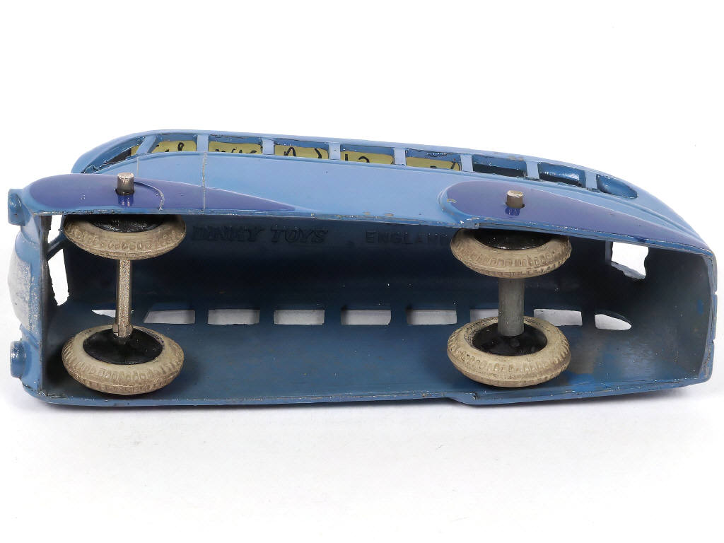 Lot 232 - DINKY TOYS (GB) (1)