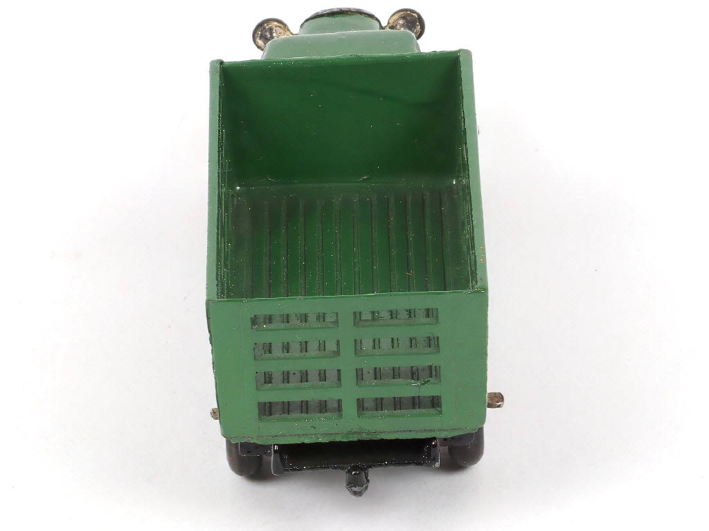 Lot 229 - DINKY TOYS (GB) (1)