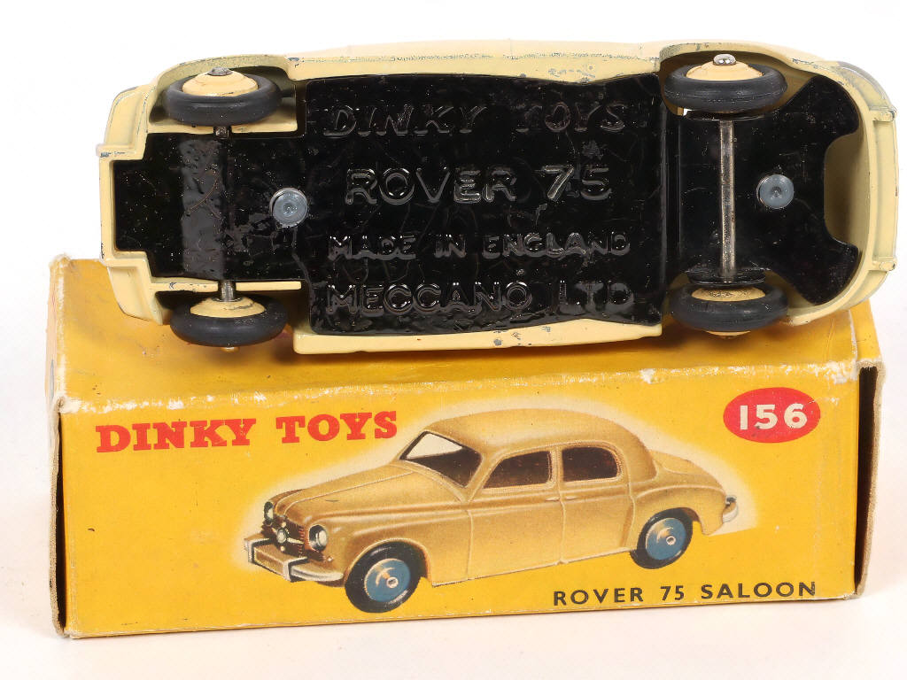 Lot 236 - DINKY TOYS (GB) (1)