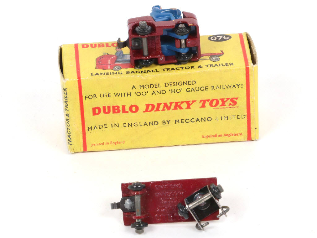 Lot 223 - DINKY TOYS (GB) (1)