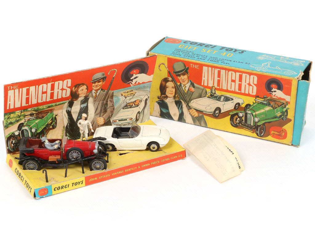 Lot 144 - CORGI TOYS (GB) (1)