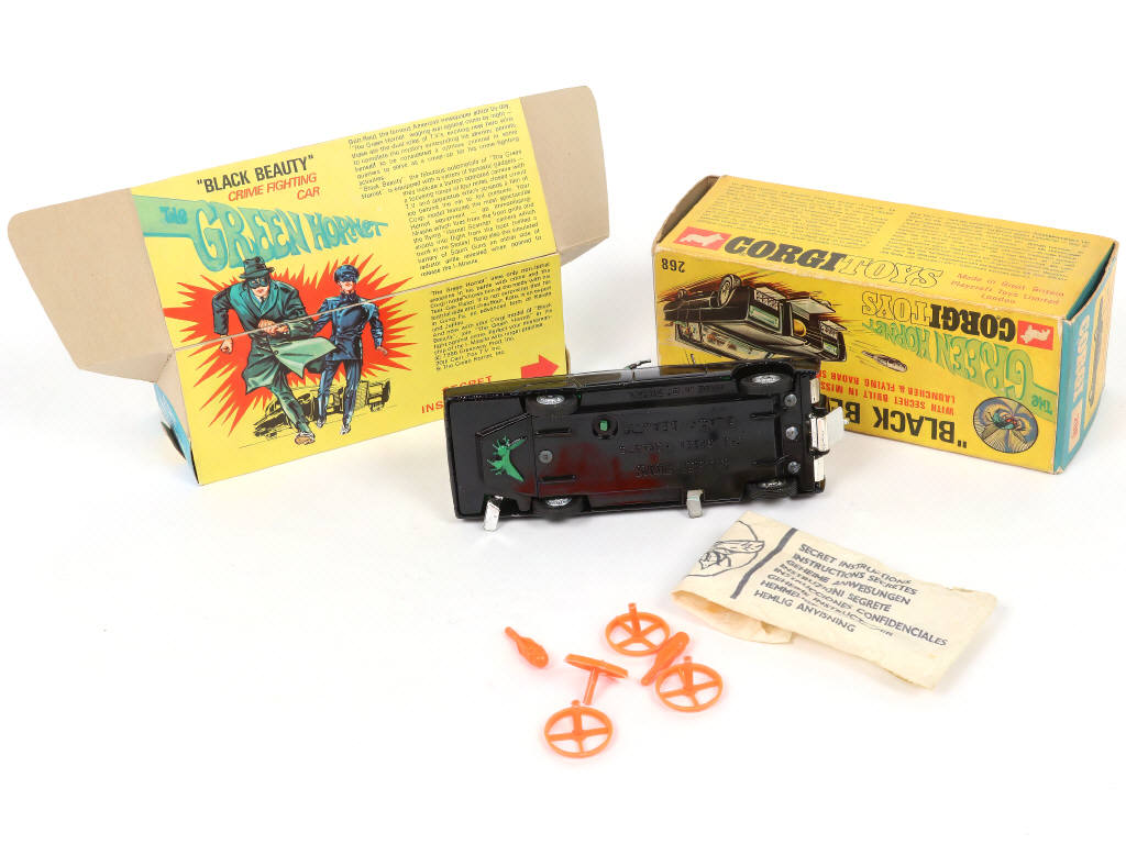 Lot 124 - CORGI TOYS (GB) (1)