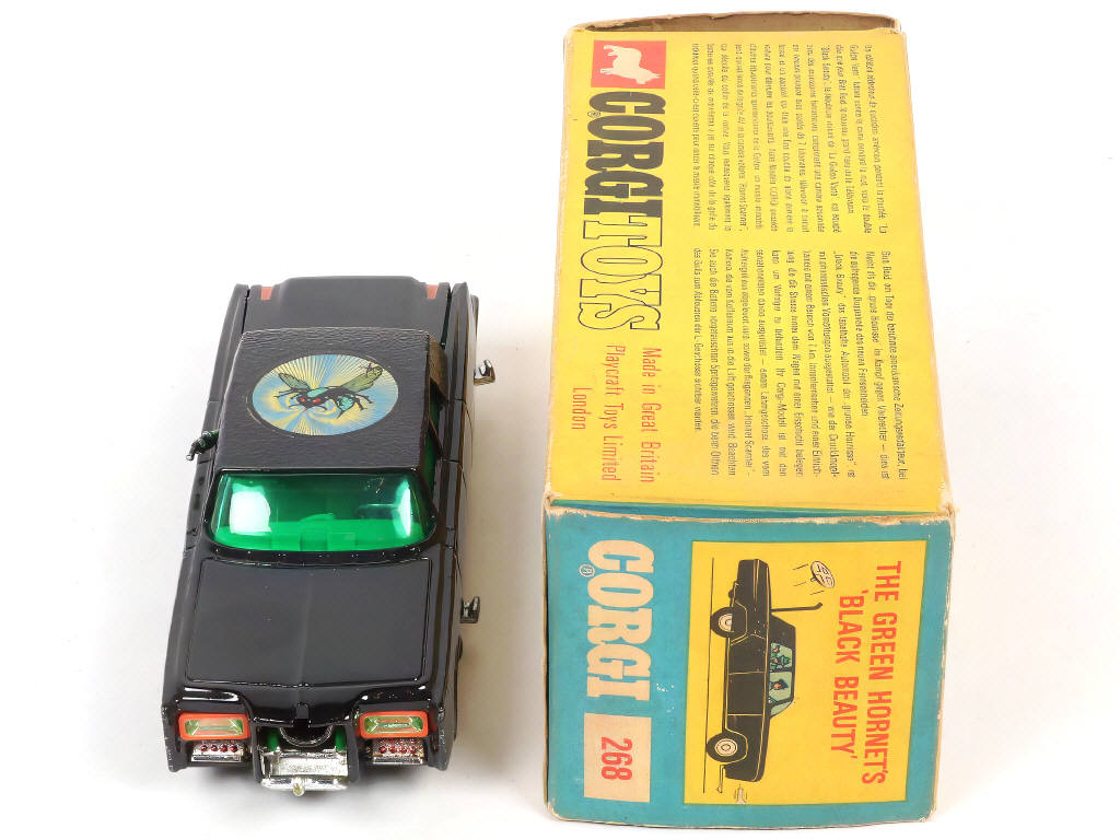 Lot 124 - CORGI TOYS (GB) (1)