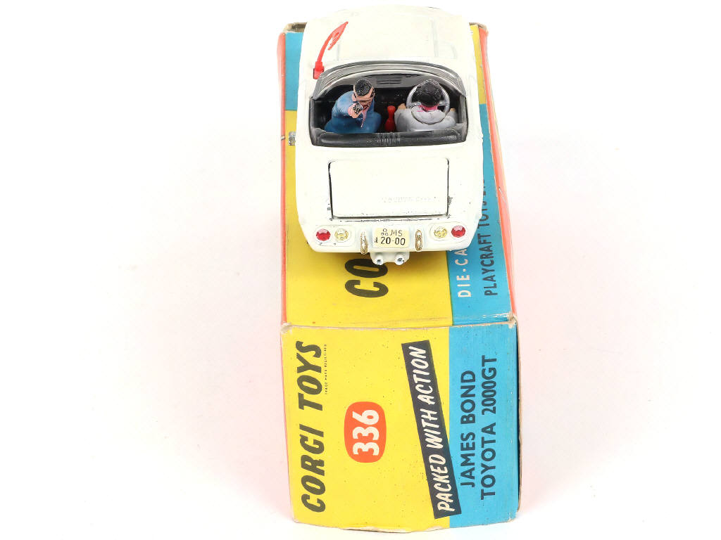 Lot 125 - CORGI TOYS (GB) (1)