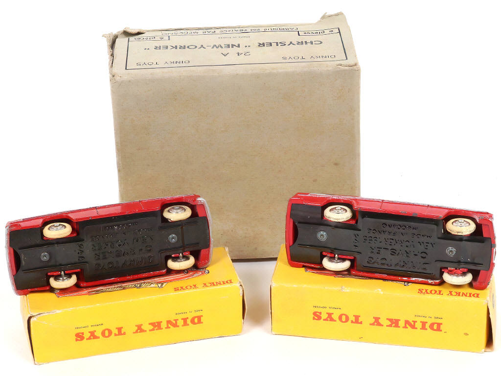 Lot 275 - DINKY TOYS (FRANCE) (3)