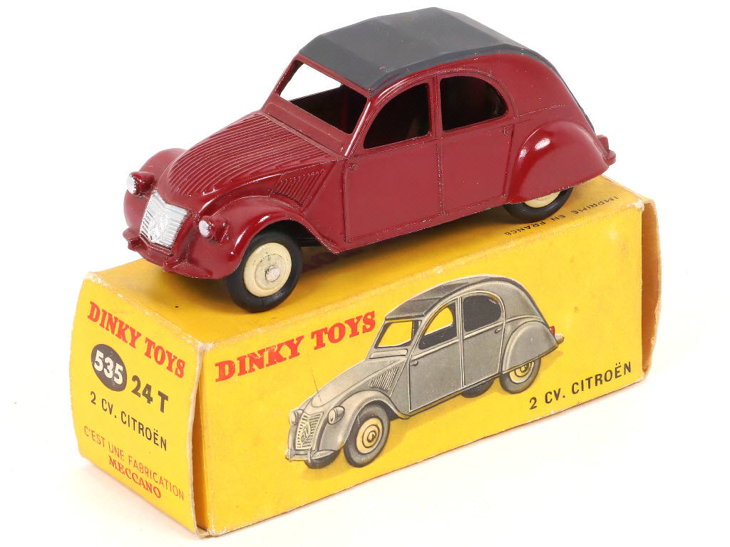 Lot 288 - DINKY TOYS (FRANCE) (1)