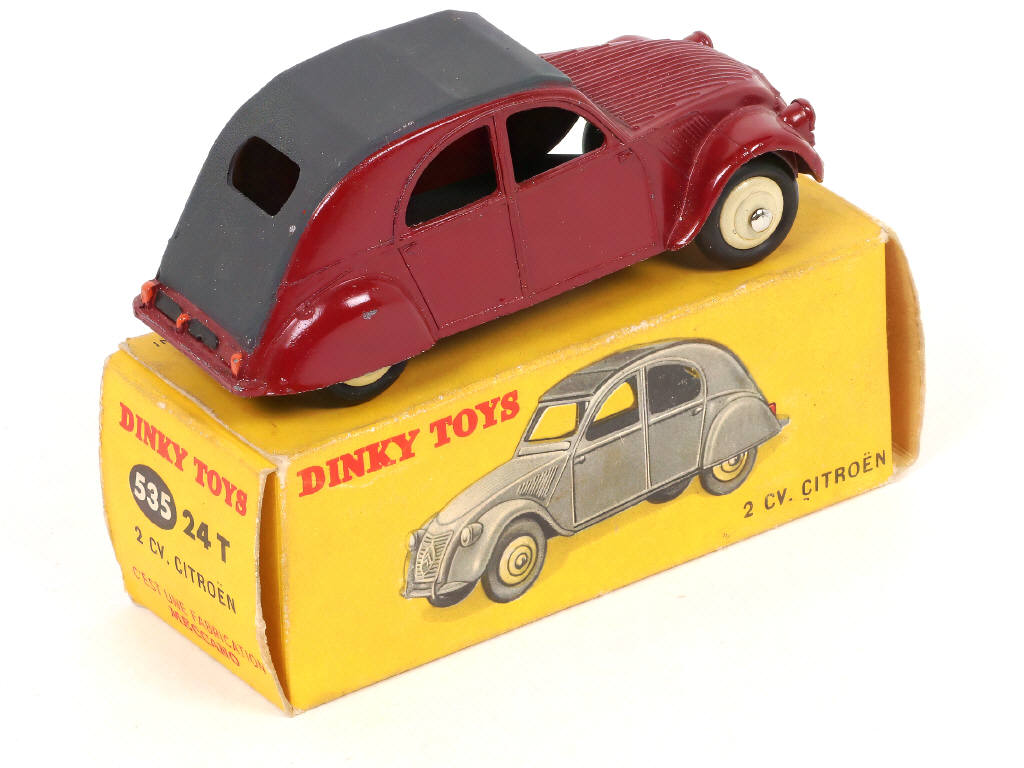 Lot 288 - DINKY TOYS (FRANCE) (1)
