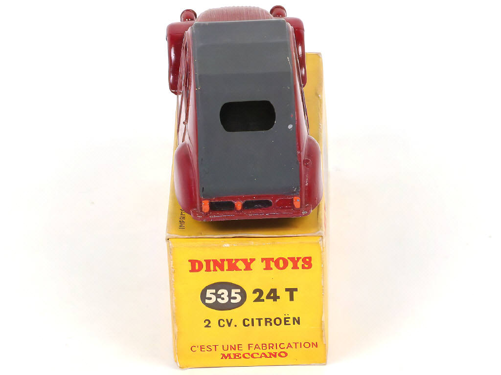 Lot 288 - DINKY TOYS (FRANCE) (1)