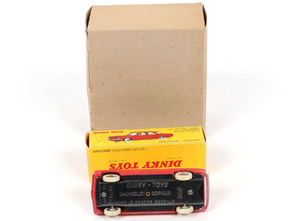 Lot 274 - DINKY TOYS (FRANCE) (2)