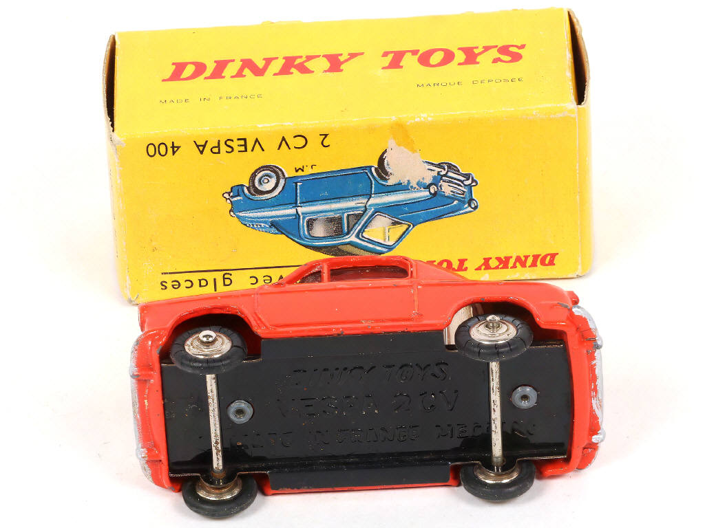 Lot 287 - DINKY TOYS (FRANCE) (1)