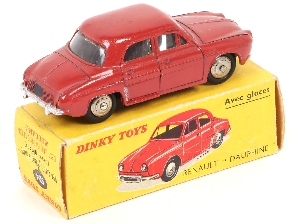 Lot 285 - DINKY TOYS (FRANCE) (1)